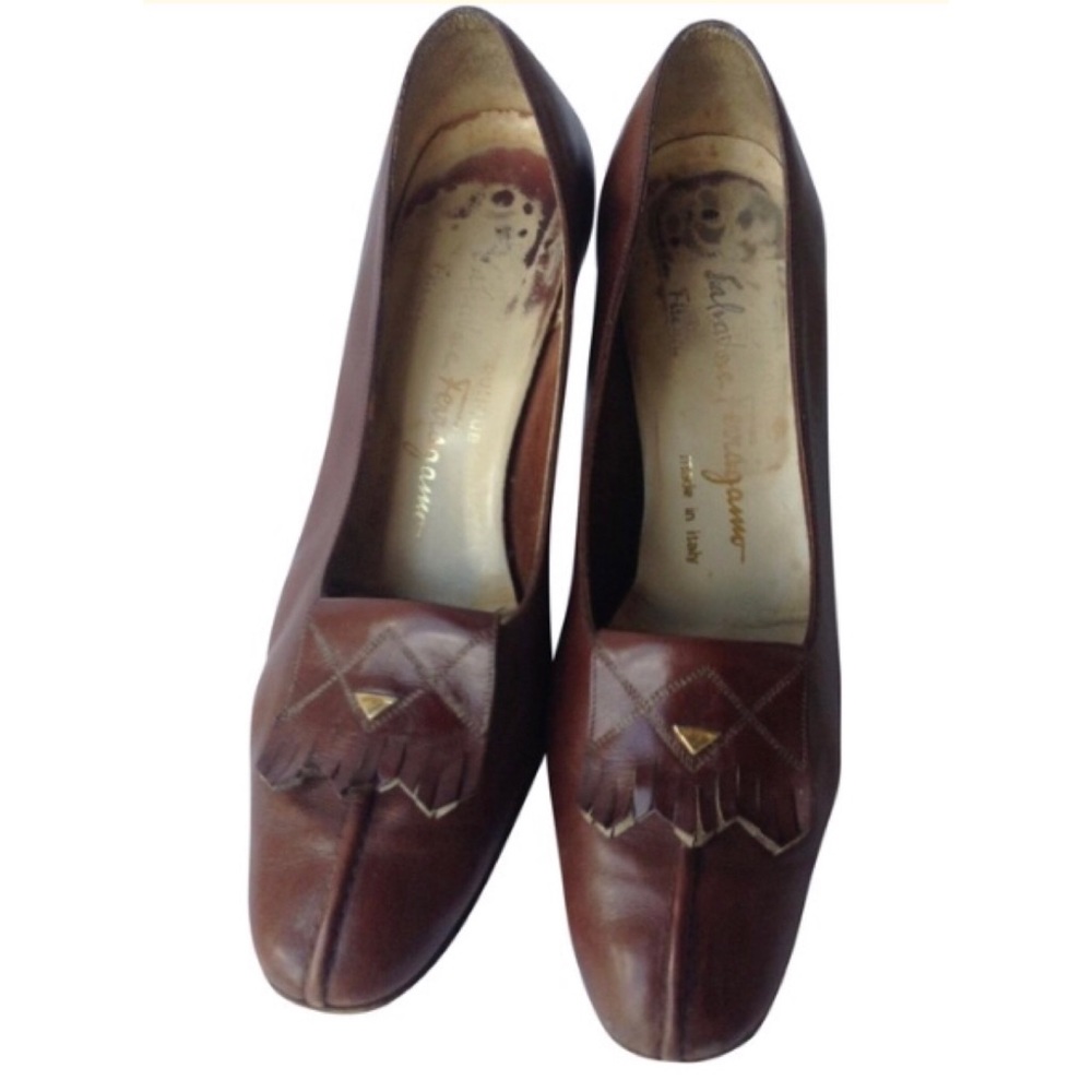 Vintage Salvatore ferragamo heeled shoes 👞